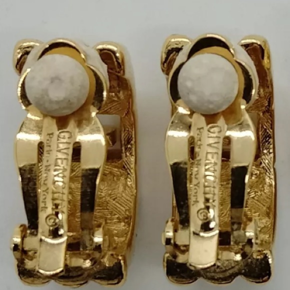 GIVENCHY G logo clip gold and crystal earrings - Picture 7 of 11